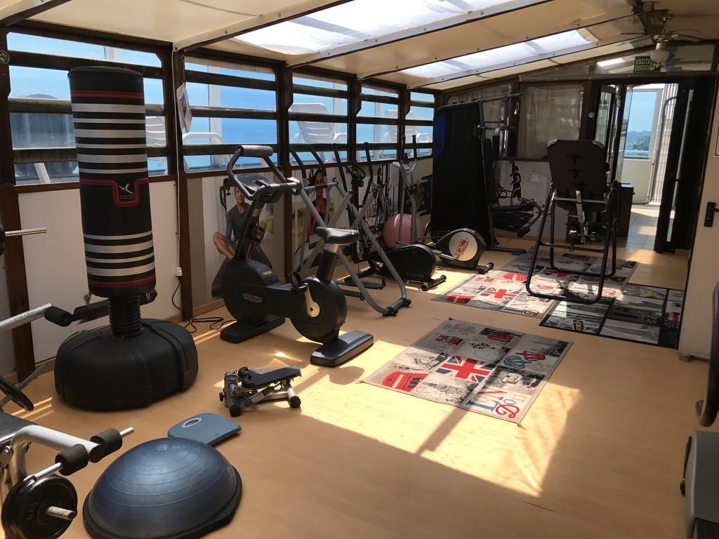 Hotel Byron Milano Marittima Buitenkant foto